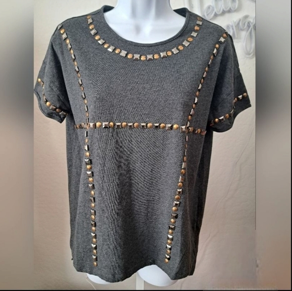 Forever 21 Studded Accents Knit Top Size Small - Picture 1 of 5